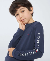 TOMMY HILFIGER BOYS ベーシックフラッグロングスリーブTシャツ トミーヒルフィガー トップス カットソー・Tシャツ ネイビー