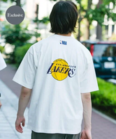 【SALE／50%OFF】URBAN RESEARCH DOORS 『WEB/一部店舗限定サイズ』『別注』NBA*DOORS プリントTシャツ アーバンリサーチドアーズ トップス カットソー・Tシャツ グリーン ネイビー ブラック