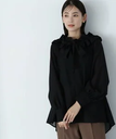 【SALE／10%OFF】NATURAL BEAUTY BASIC ダブルフリルボウブラウス 24AW ナチュラルビューティベーシック トップス シャツ・ブラウス ブラック ホワイト【送料無料】