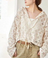 Spick & Span Uhr / ウーア Lace Foodie Tops スピックアンドスパン トップス シャツ・ブラウス ネイビー ベージュ【送料無料】