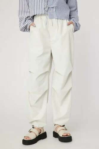 RODEO CROWNS WIDE BOWL FLY PANTS