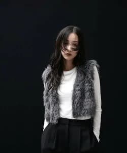 NATURAL BEAUTY BASIC シャギーコンパクトニットベスト