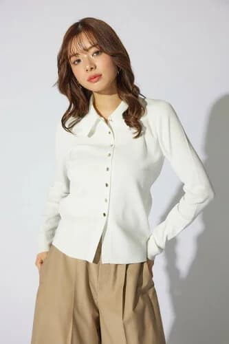 rienda 刺繍ロゴニットカーディガントップス