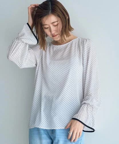 YECCA VECCA フロッキードット柄ブラウス