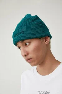 AZUL LOGO KNIT CAP