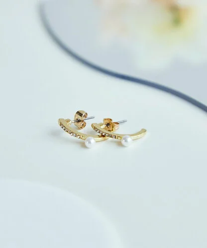 ROPE' PICNIC ガラスカーブラインピアス