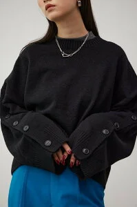 AZUL BY MOUSSY ボタンスリーブクロップドニットトップス