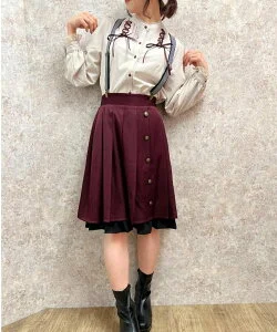 axes femme POETIQUE サスペンダー付プリーツスカート