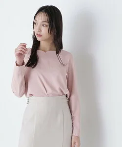 NATURAL BEAUTY BASIC スクエアハートネックブラウス 24SS