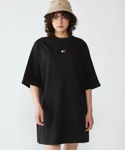 TOMMY JEANS TJW BADGE TEE DRESS