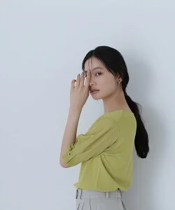 NATURAL BEAUTY BASIC Vネックハトメシアースリーブニット