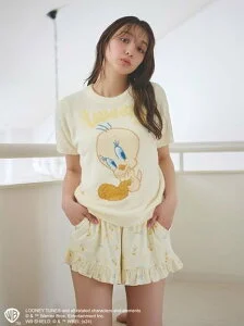 SNIDEL HOME 【Tweety】総柄ショートパンツ