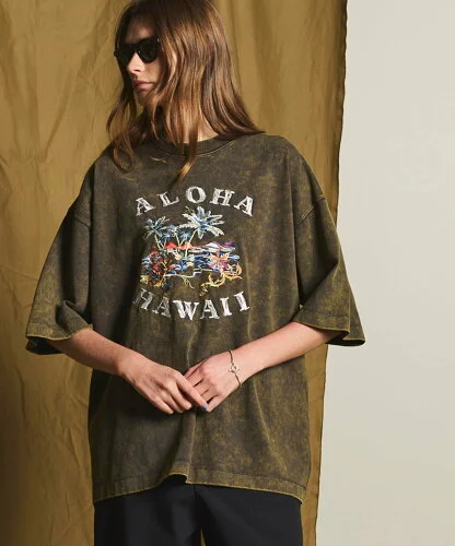 MAISON SPECIAL "ALOHA"Embroidery Powder Bleach Prime-Over Crew Neck T-Shirt