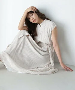 NATURAL BEAUTY BASIC シアーストライプシャツワンピース