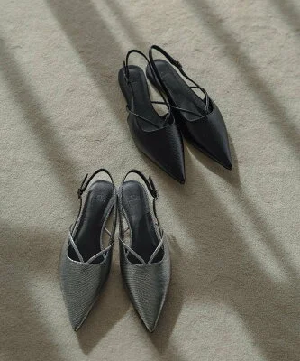 eL Pointed Flat Mules