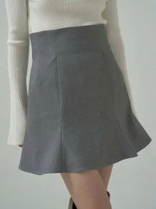 SNIDEL ヘムフレアスカショーパン