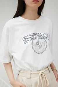 AZUL BY MOUSSY カレッジルーズTシャツ