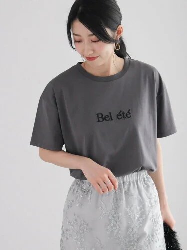 Te chichi ロゴウレタン刺繍Tシャツ