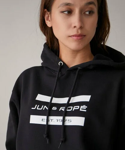 JUN&ROPE' 【WEB限定】【ユニセックス】ロゴ入り裏パイルスウェットパーカー