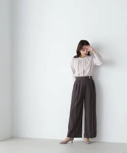 NATURAL BEAUTY BASIC メタルポイントタックワイドパンツ