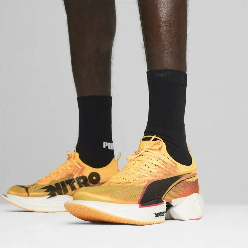 PUMA FAST-R ニトロ エリート 2 FIRE ランニングシューズ