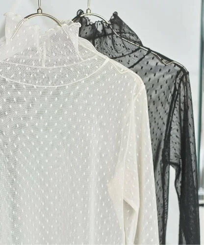 Spick & Span 《WEB限定追加予約》ドットチュールハイネックプルオーバー