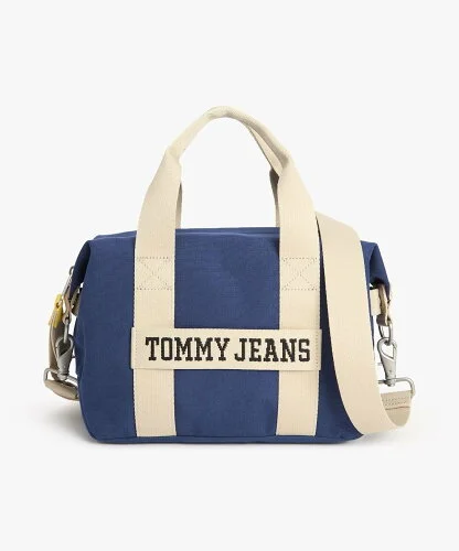 TOMMY HILFIGER レトロクールミニダッフルバッグ